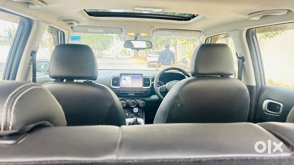 Hyundai Venue 2021 Petrol Well Maintained