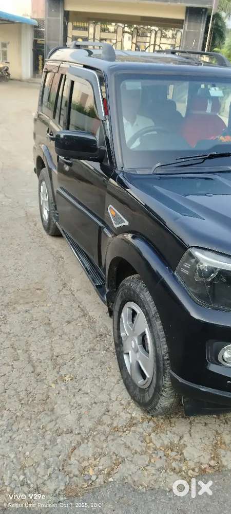 Mahindra Scorpio 2018 Diesel 85000 Km Driven