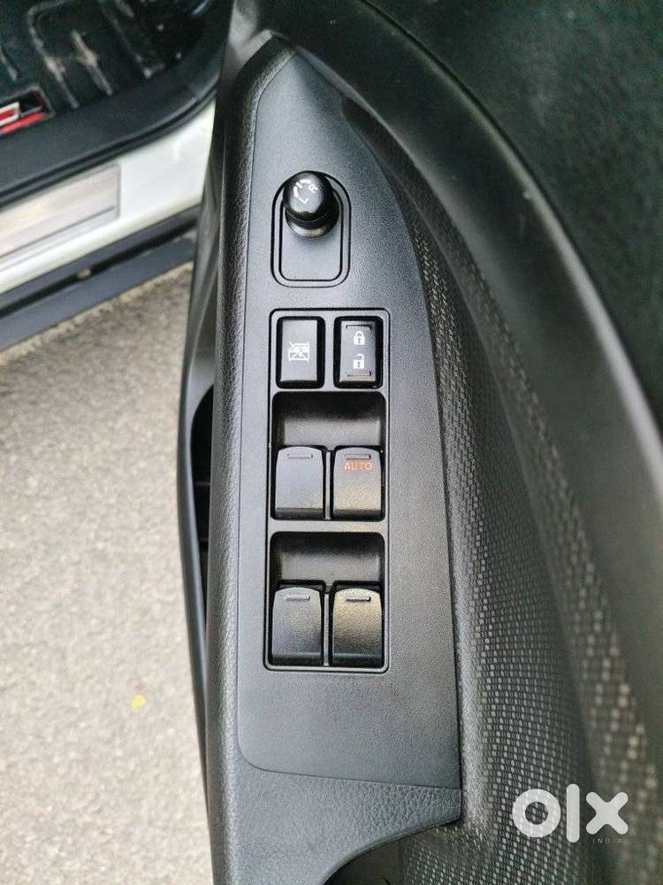 Maruti Suzuki Brezza 1.5 Lxi Smart Hybrid, 2025, Petrol