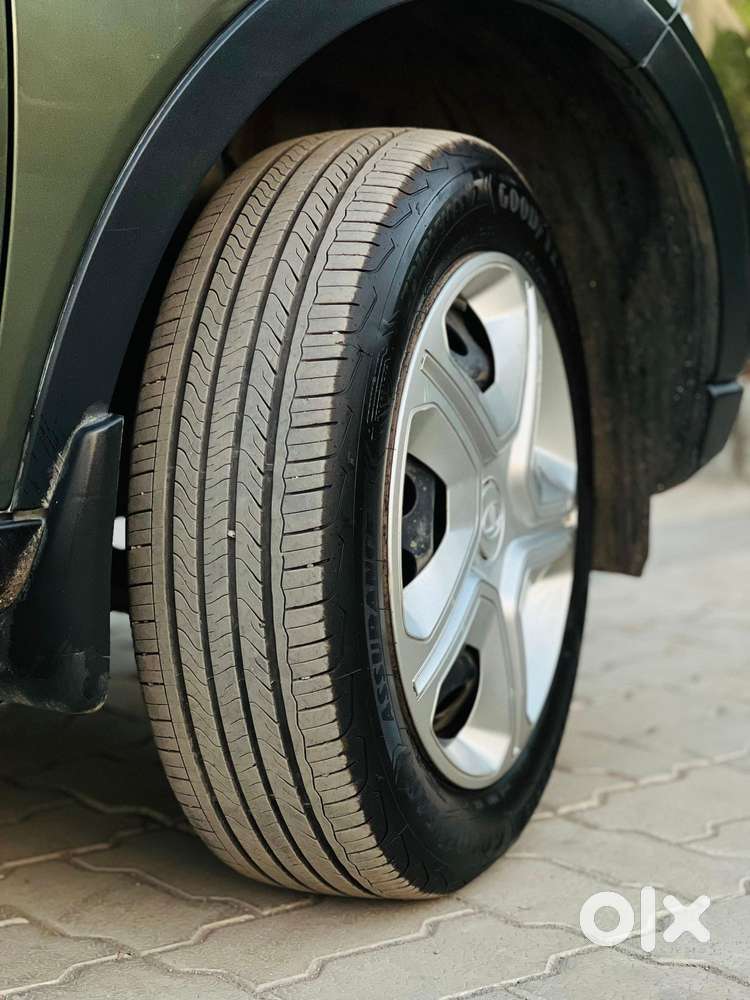 Tata Nexon, 2022, Petrol