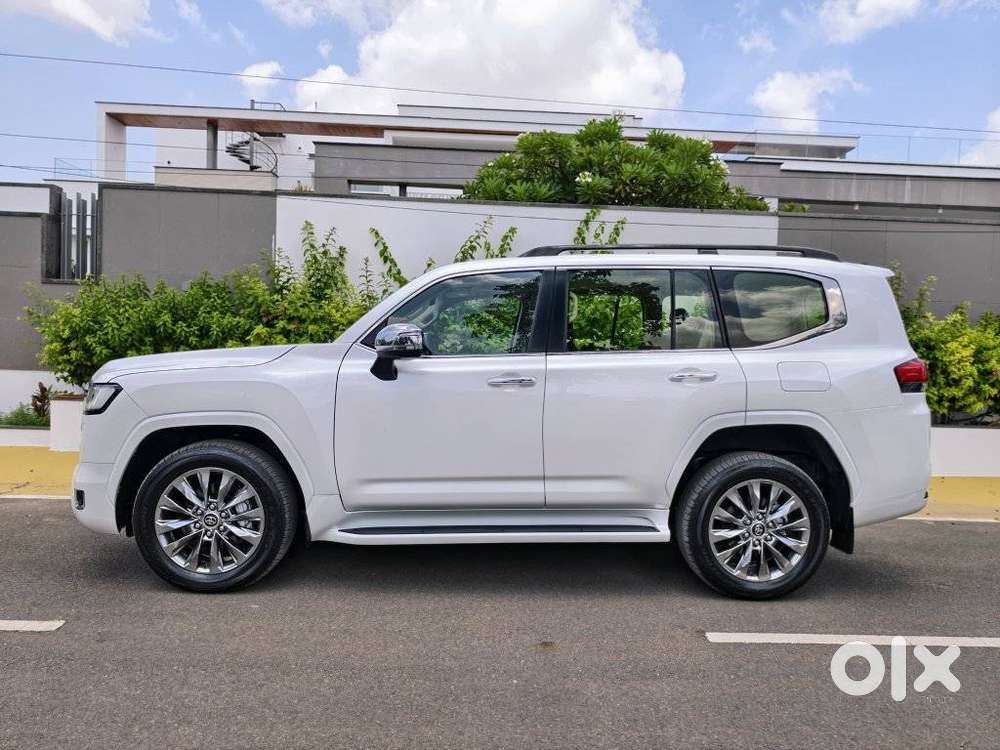 Toyota Land Cruiser 3.3 Zx Diesel, 2025, Diesel