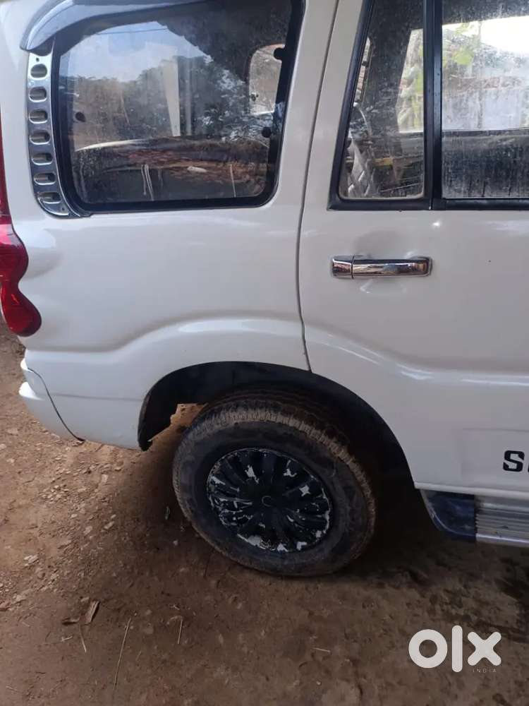 Mahindra Scorpio 2013 Diesel Manual