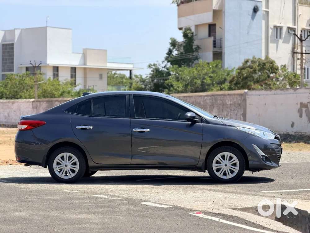 Toyota Yaris G Cvt, 2018, Petrol