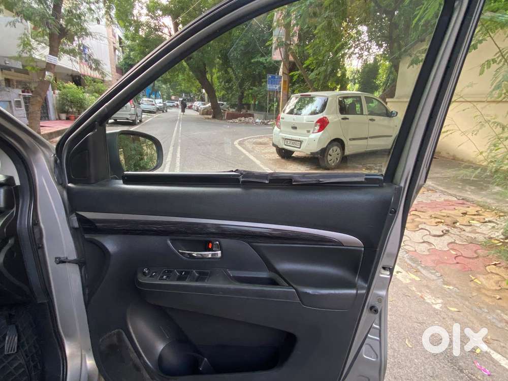 Maruti Suzuki Xl6 1.5 Alpha Plus At, 2021, Petrol