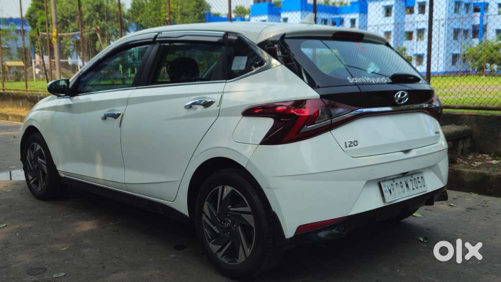 Hyundai I20 Asta (o) 1.2 Mt, 2022, Petrol