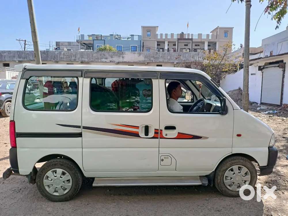 Maruti Suzuki Eeco 2022 Petrol 40000 Km Driven