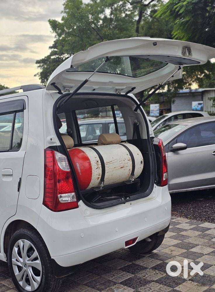 Maruti Suzuki Wagon R Amt Vxi, 2016