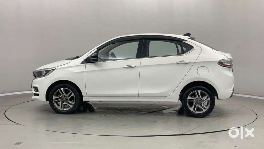 Tata Tigor Xza Plus, 2022, Petrol