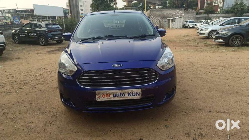 Ford Figo 2012-2015 Petrol Titanium, 2016, Petrol