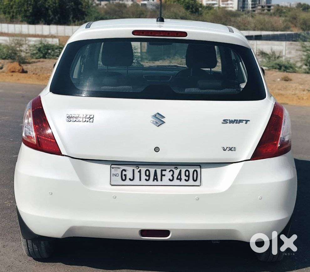 Maruti Suzuki Swift Vxi + Manual, 2016, Petrol