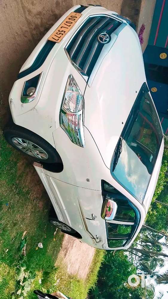 Toyota Innova 2016 Diesel Well Maintained