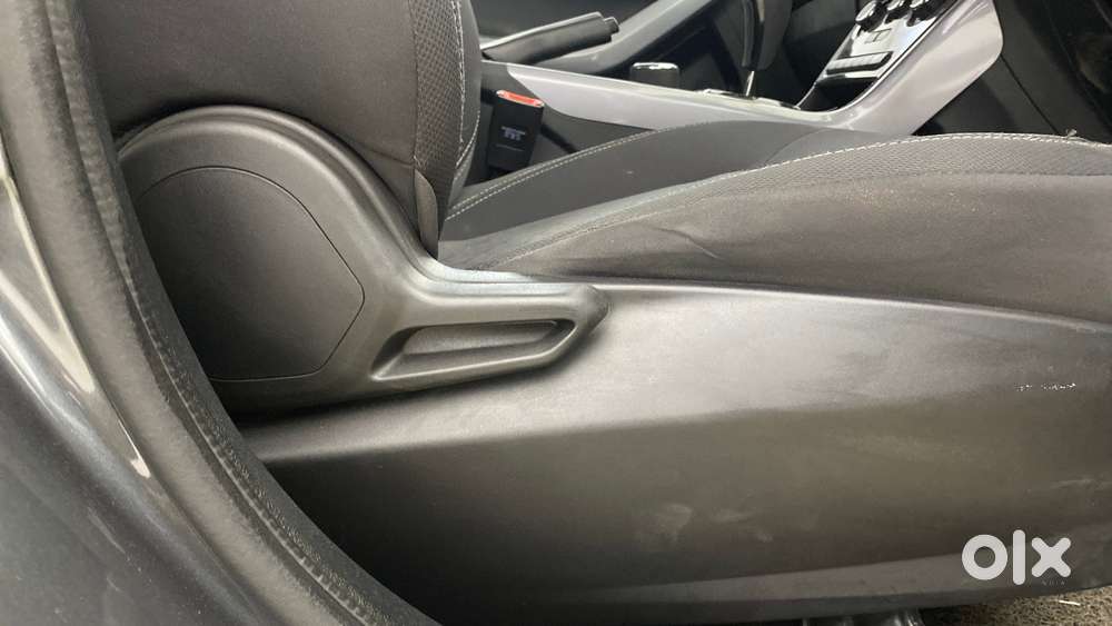 Tata Nexon 1.5 Revotorq Xma Amt, 2021, Petrol