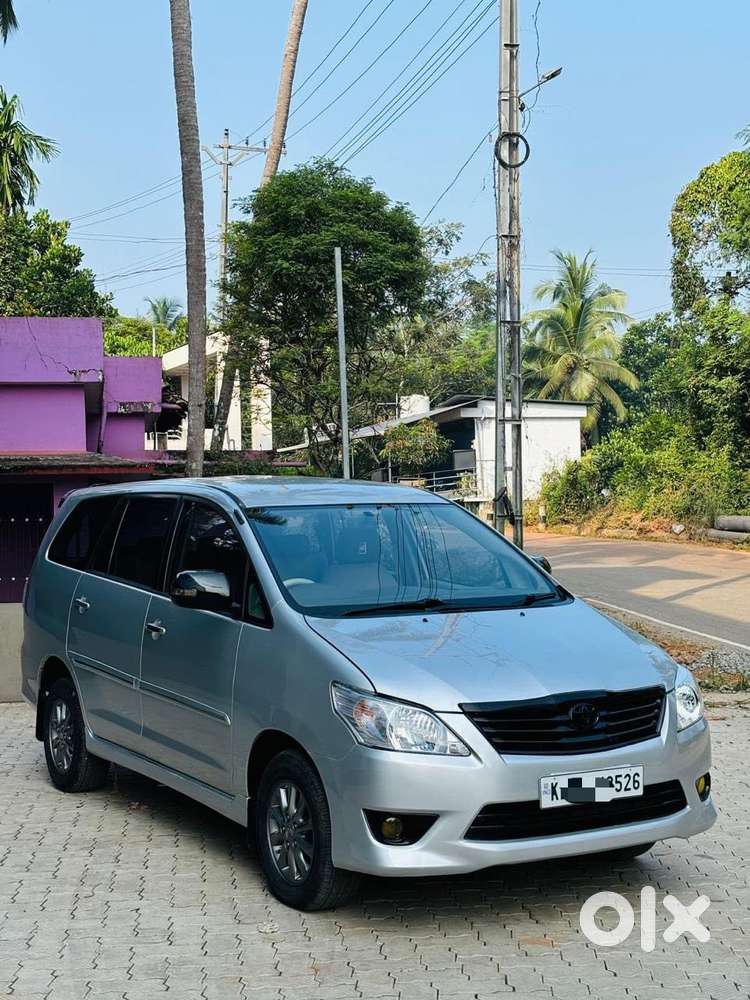 Toyota Innova 2.5 V 7 Str, 2012, Diesel