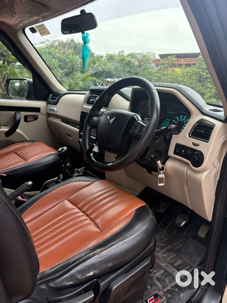 Mahindra Scorpio Classic 2.2 S 11 Mt 7 Str, 2023, Diesel
