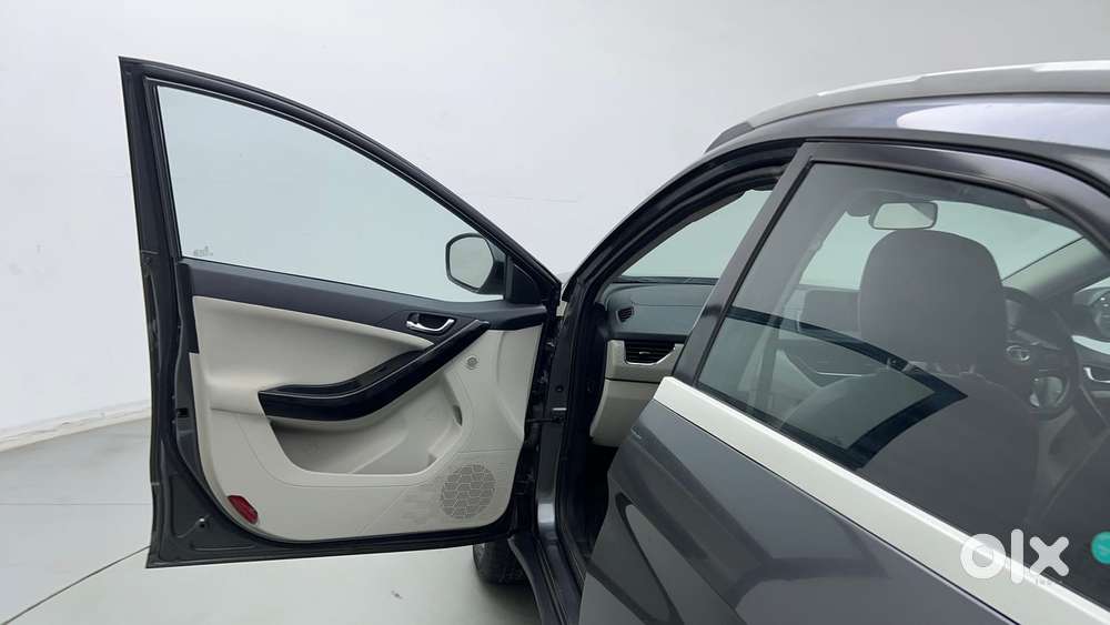 Tata Nexon 1.5 Revotorq Xza Plus S Amt, 2021, Diesel