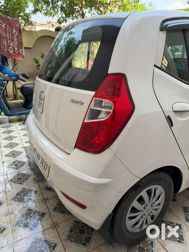 Hyundai I10 Petrol Manual 2013