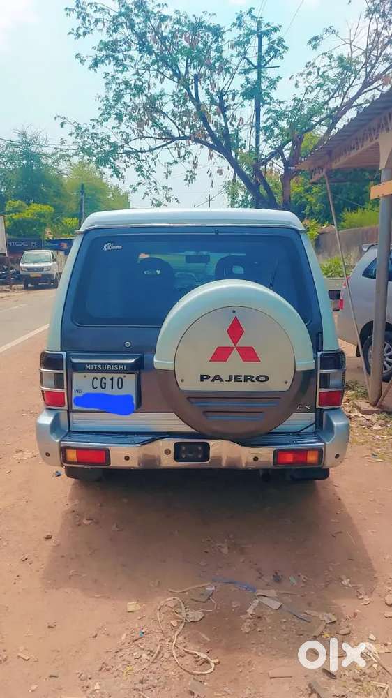 Mitsubishi Pajero 2010