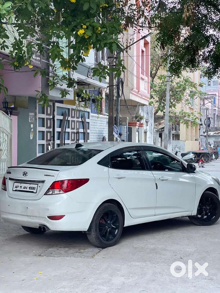 Hyundai Verna 2011 Diesel Well Maintained