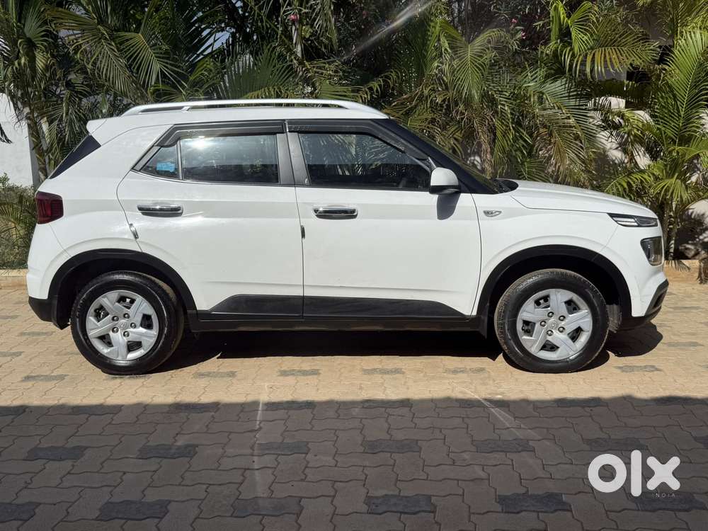 Hyundai Venue S Mt 1.2 Kappa, 2021, Petrol
