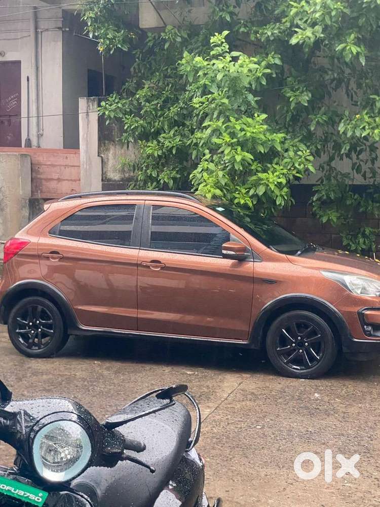 Ford Freestyle Petrol Car 2018