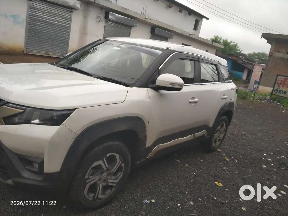 Maruti Suzuki Brezza Lxi 2022
