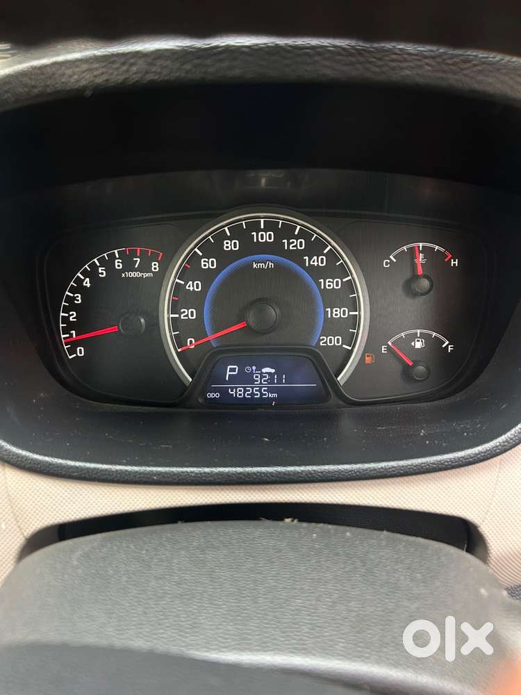 Hyundai Grand I10 Asta Option At, 2016, Petrol