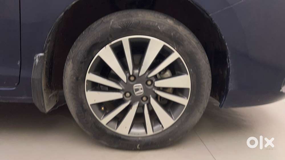 Honda City 1.5 V Mt, 2023, Petrol