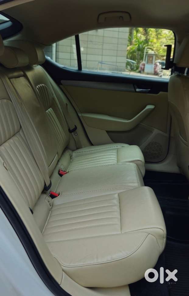 Skoda Superb Style 2.0 Tdi At, 2018, Diesel