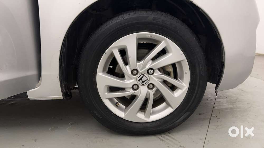 Honda Jazz [2020-2023] 1.2 V I-vtec Mt, 2017, Petrol