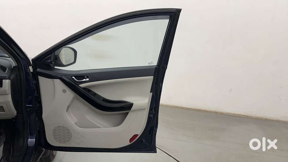 Tata Nexon Xz Plus Luxs, 2023, Petrol