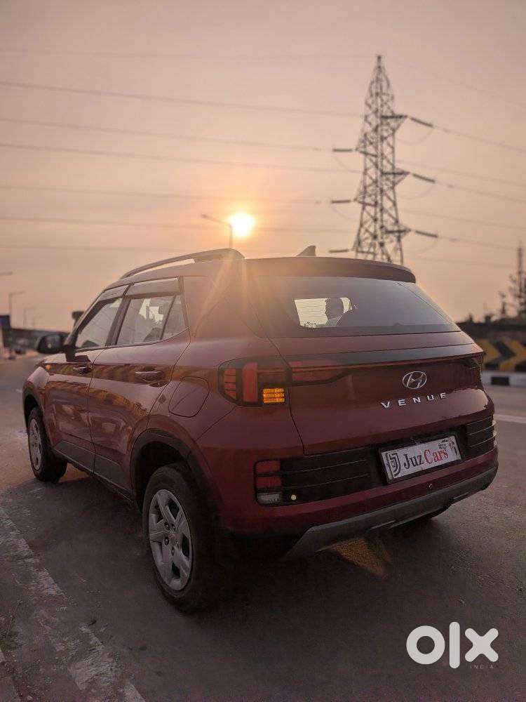 Hyundai Venue 1.2 S Plus, 2021, Petrol