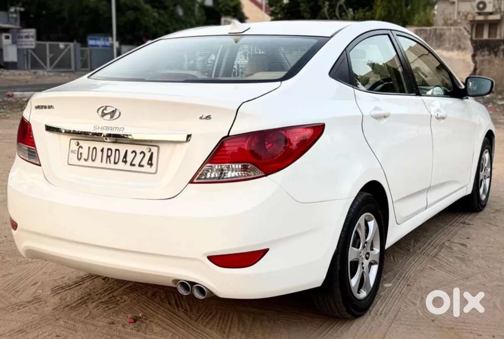 Hyundai Verna Vtvt 1.6 Sx, 2013, Petrol