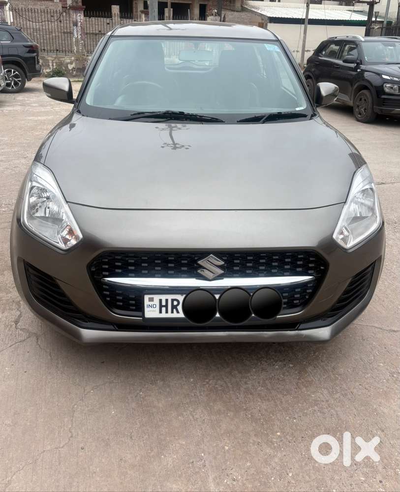 Maruti Suzuki Swift Vxi + Manual, 2022, Petrol