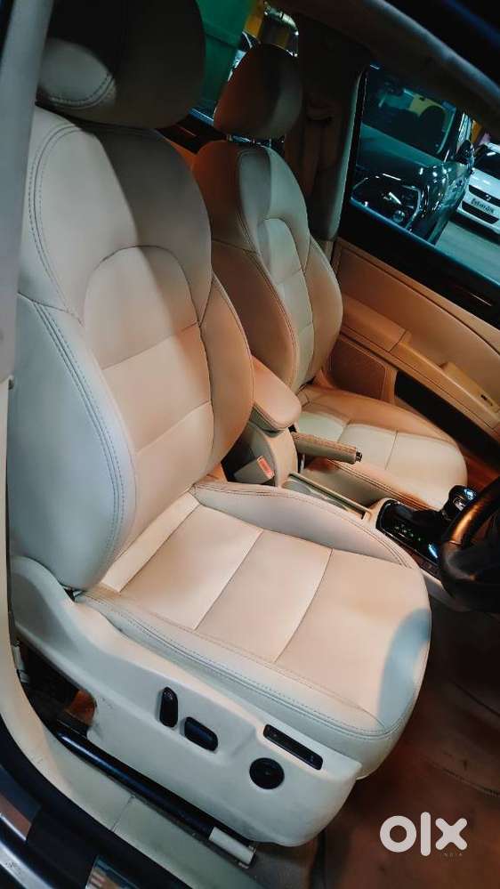 Skoda Superb 1.8 Elegance Tsi At, 2011, Petrol