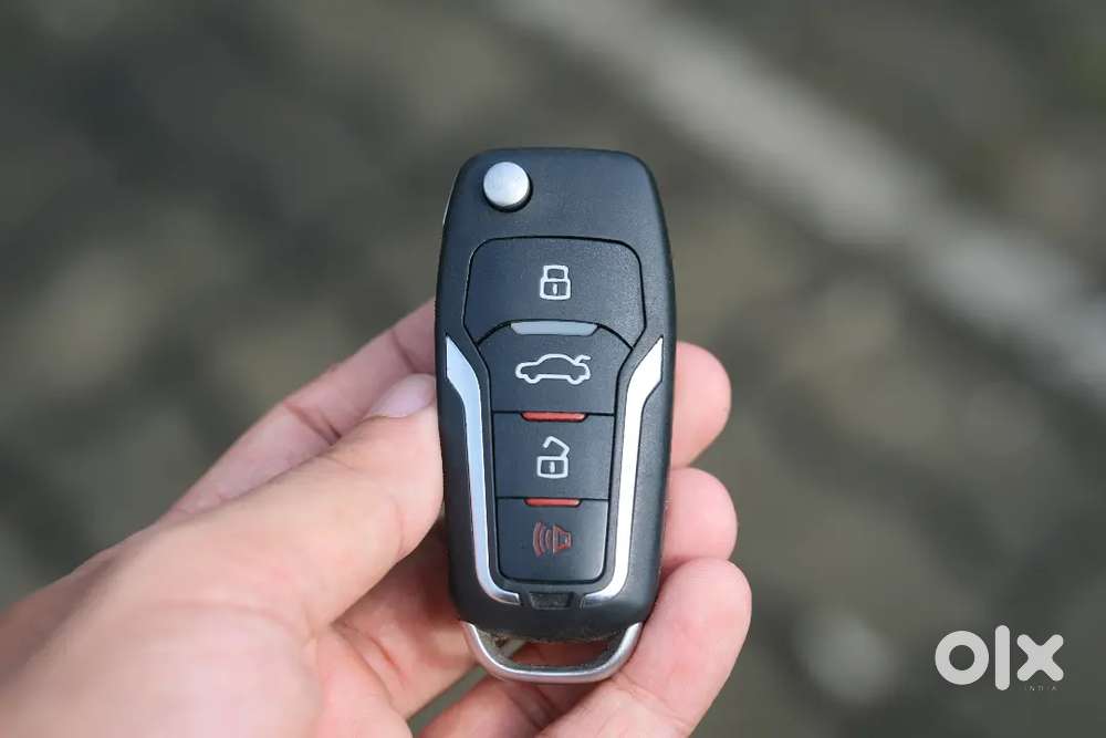 Volkswagen Vento 1.6l Petrol -  2012