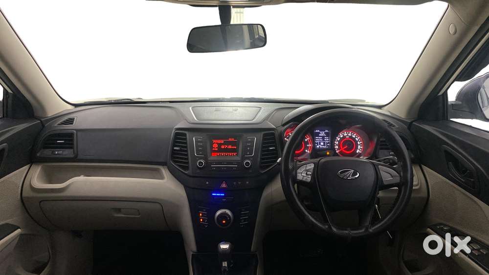 Mahindra Xuv300 1.2 W8 (o) Amt Petrol, 2022, Petrol