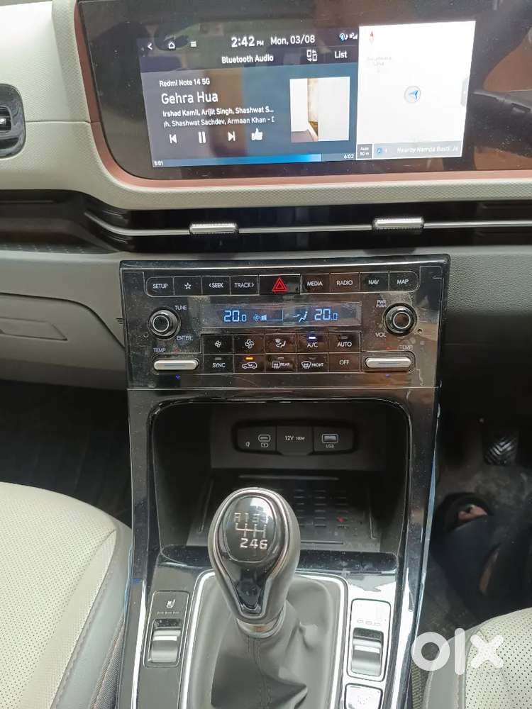 Hyundai Creta 2024 Petrol 23990 Km Driven.