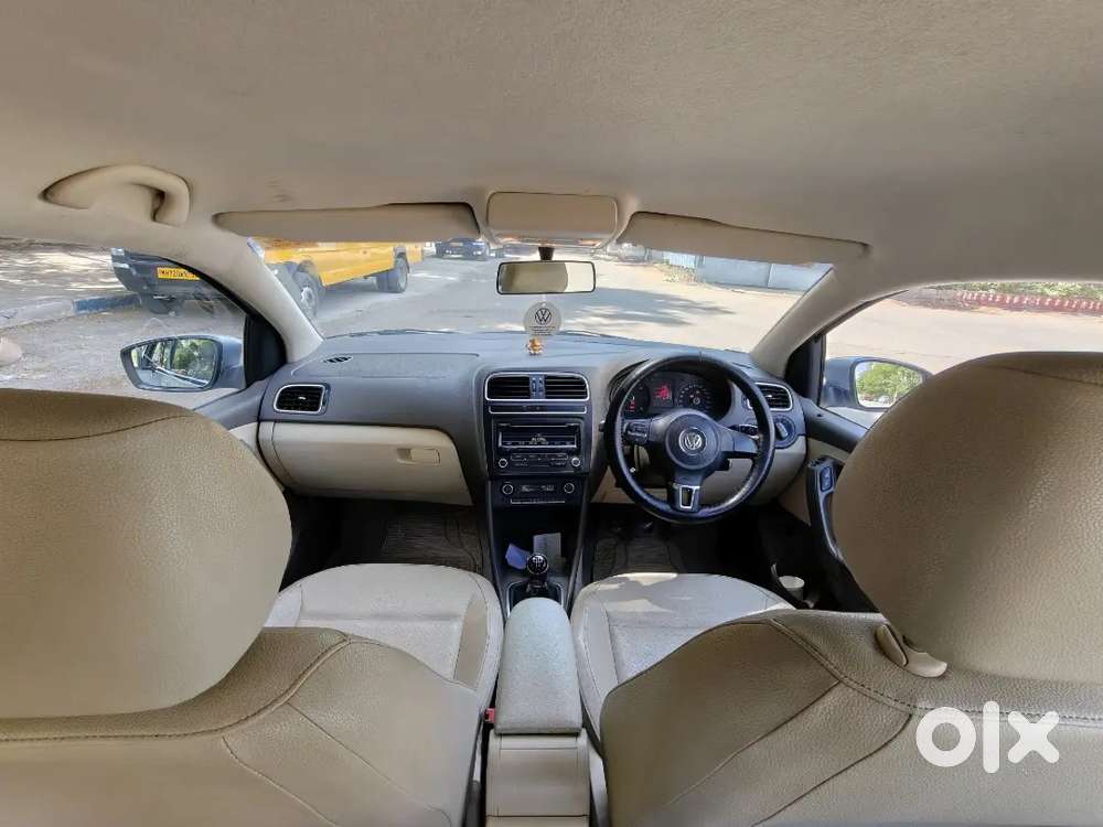 Single-user Vw Vento Highline 1.6 Tdi, New Suspension ,full Vw History