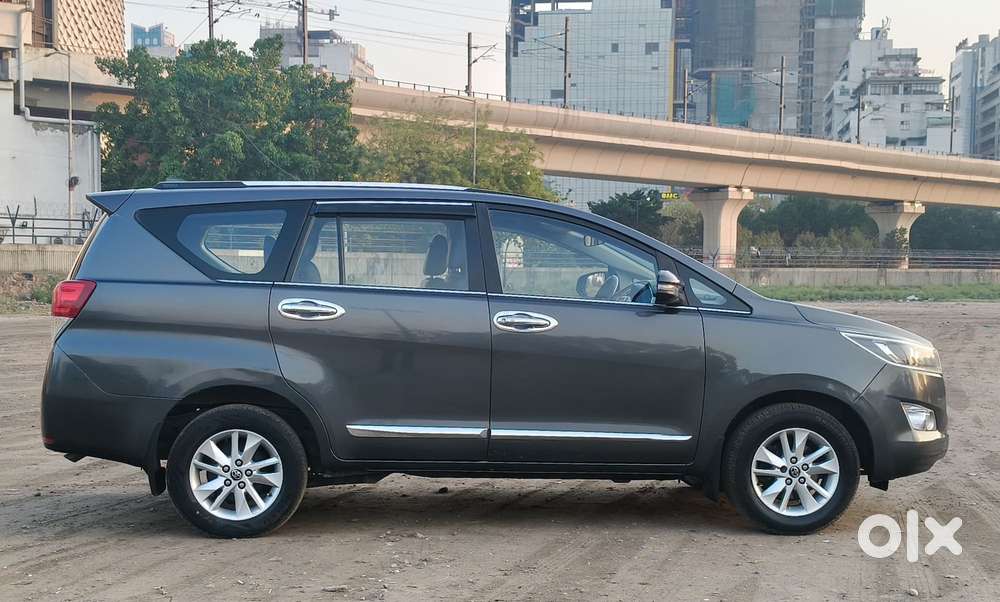 Toyota Innova Crysta 2.4 V, 2017, Diesel