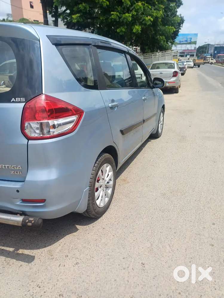 Maruti Suzuki Ertiga 2013