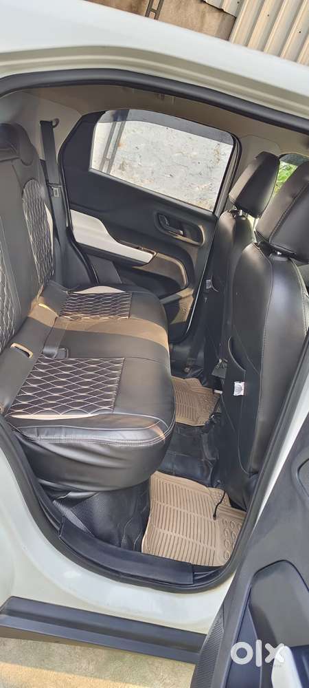 Tata Punch Creative, 2023, Petrol