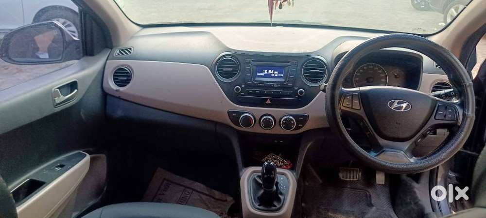 Hyundai Grand I10 Asta, 2015, Petrol