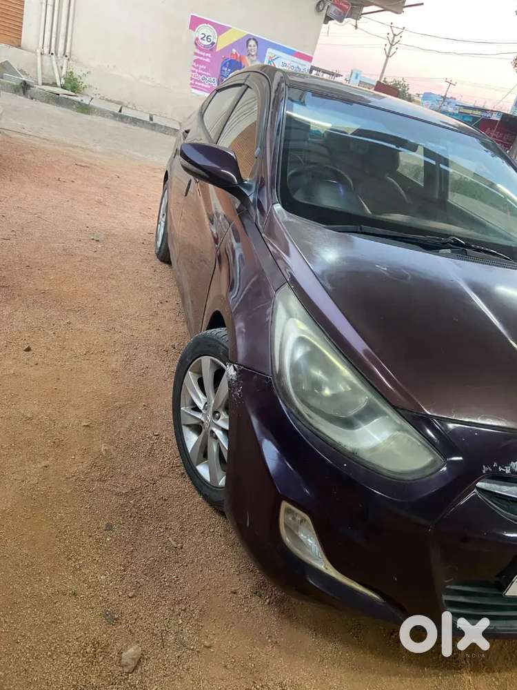 Hyundai Verna Diesel Manual 2012 Model