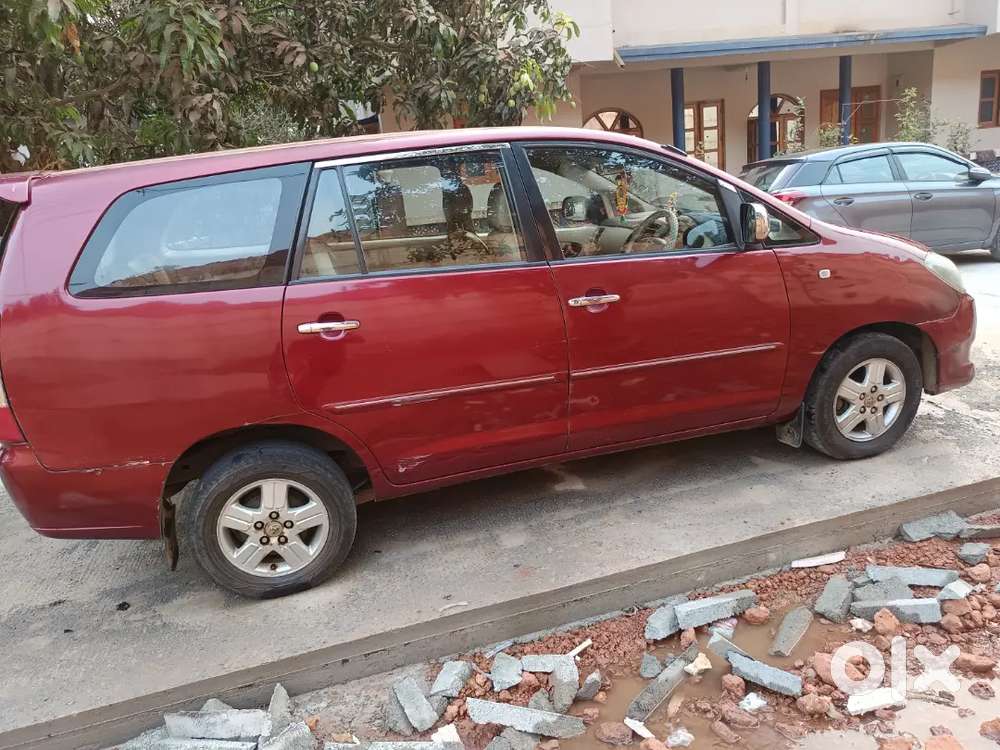 Toyota Innova 2006 Diesel Well Maintained