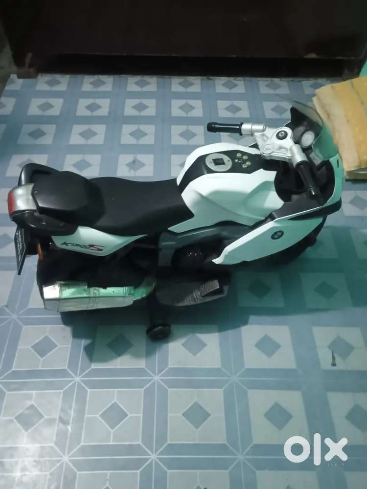 BMW K1300 S child bike battery nahi he