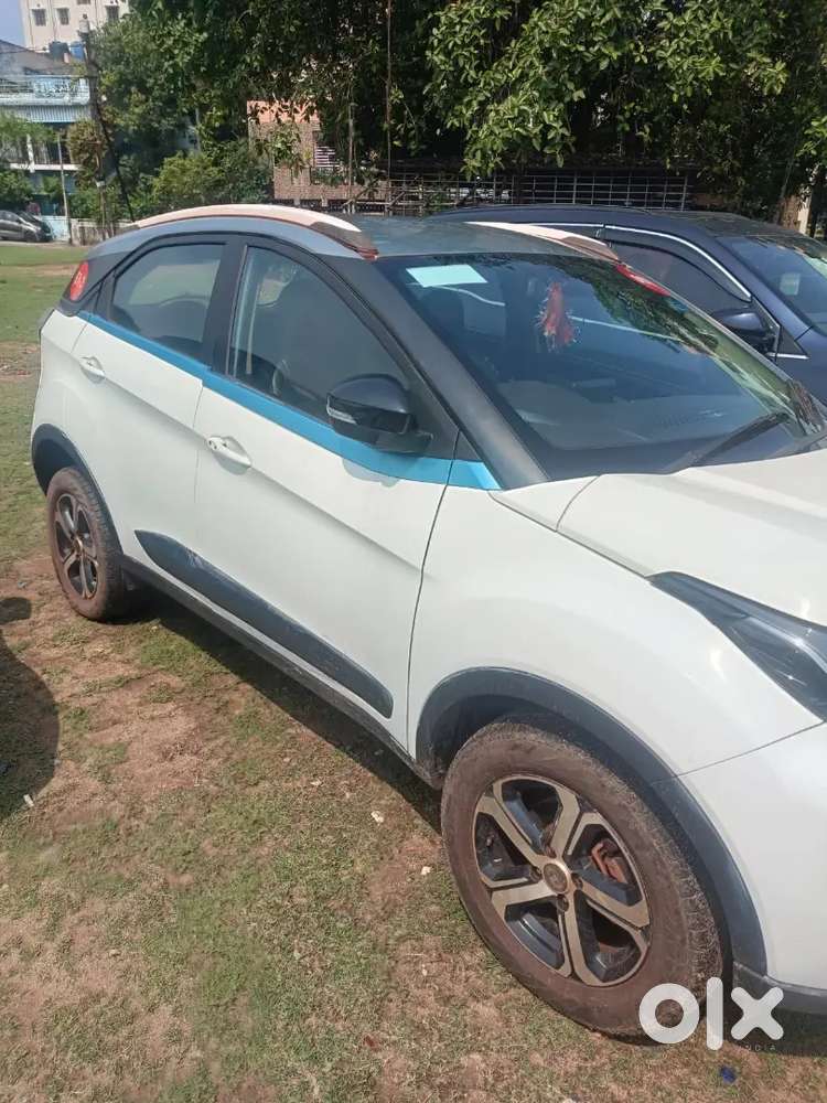 Tata/ Nexon