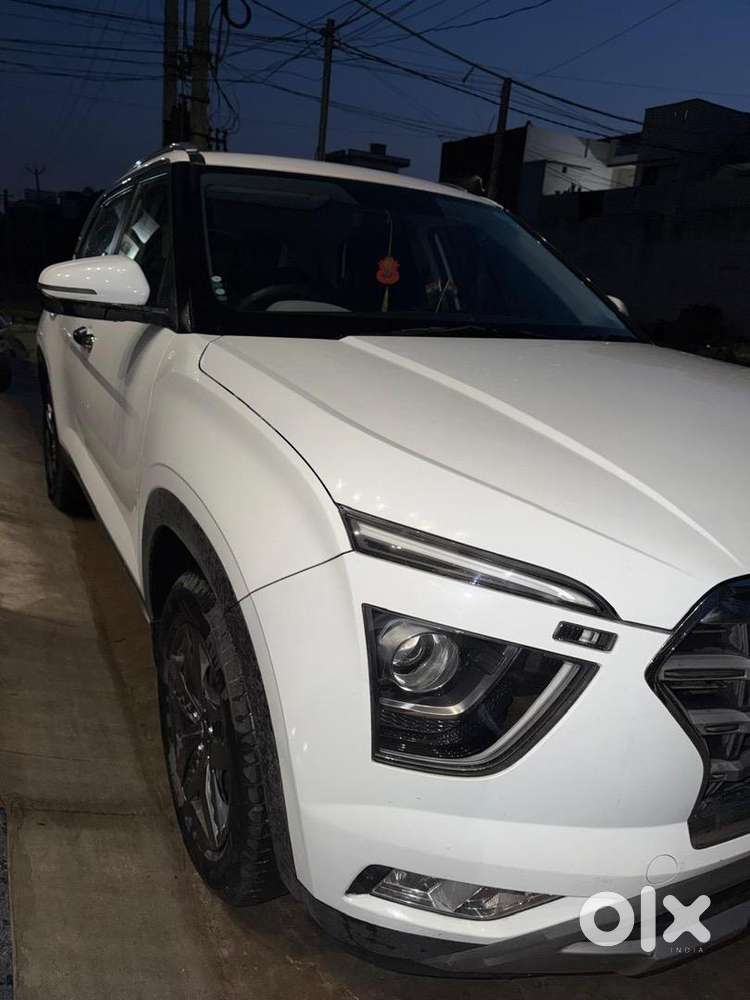 Hyundai Creta 2022 Petrol 900000 Km Driven