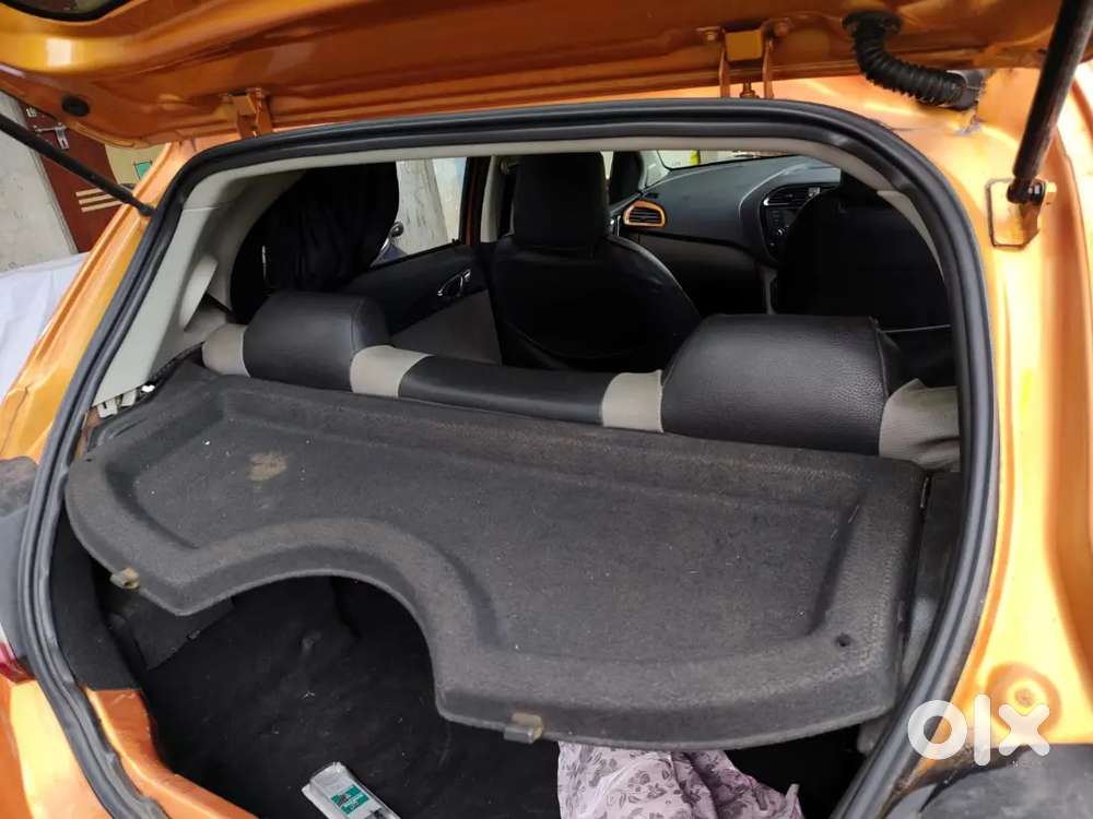 Tata Tiago Revotron Xz 2017
