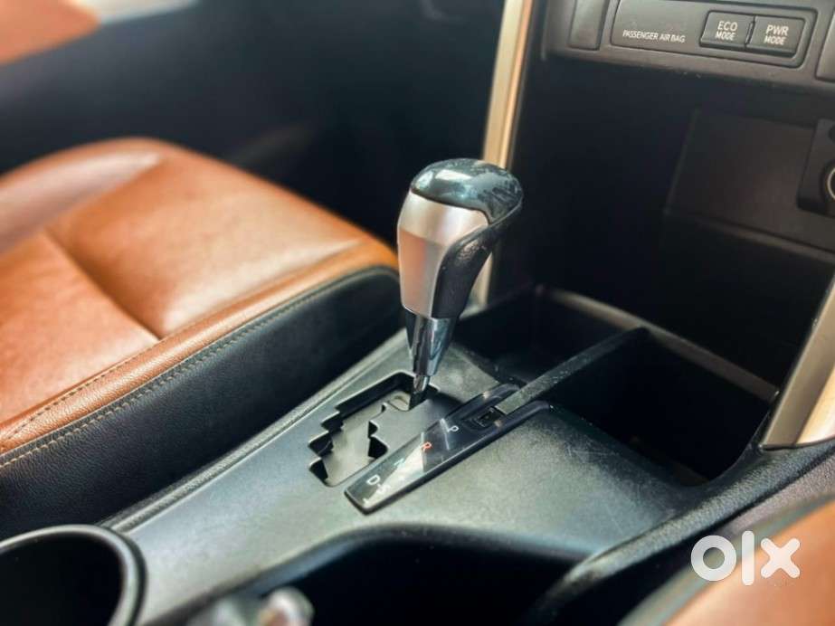 Toyota Innova Crysta, 2016, Diesel