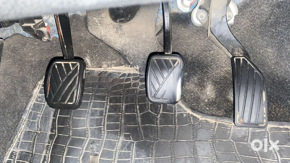 Maruti Suzuki Swift 1.2 Lxi (o), 2016, Cng & Hybrids